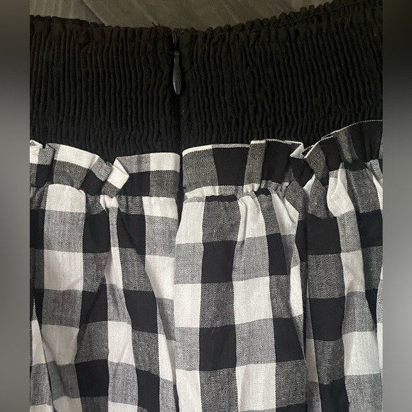 Black and White Gingham Eloquii midi skirt with pockets, NWT, sz 22 - Picture 7 of 7